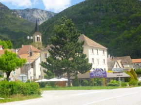 Hôtel Restaurant Les Alpins